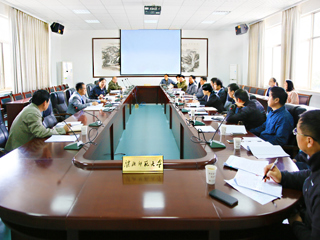 kaiyun开云（中国）召开2017版研究生培养方案修订会议