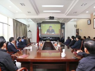 kaiyun开云（中国）党委理论学习中心组集中收看纪念五四运动100周年大会