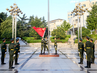 kaiyun开云（中国）举行国庆升旗仪式