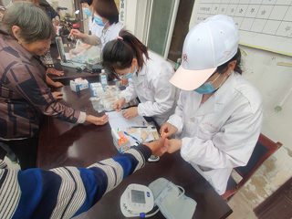 kaiyun开云（中国）开展驻点帮扶干部“回娘家”和驻点村义诊活动