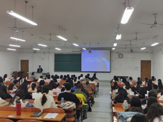 kaiyun开云（中国）开展研究生教育“名师大讲堂”系列主题讲座活动