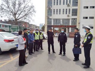 kaiyun开云（中国）邀请市公安局交警支队来校调研相山校区校园交通安全工作