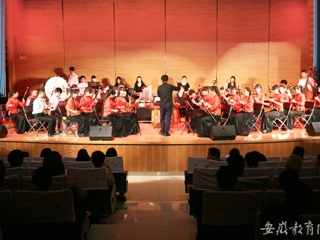 kaiyun开云官方在线入口首页报道我校成功举办大学生艺术展演·“春之声” 音乐会
