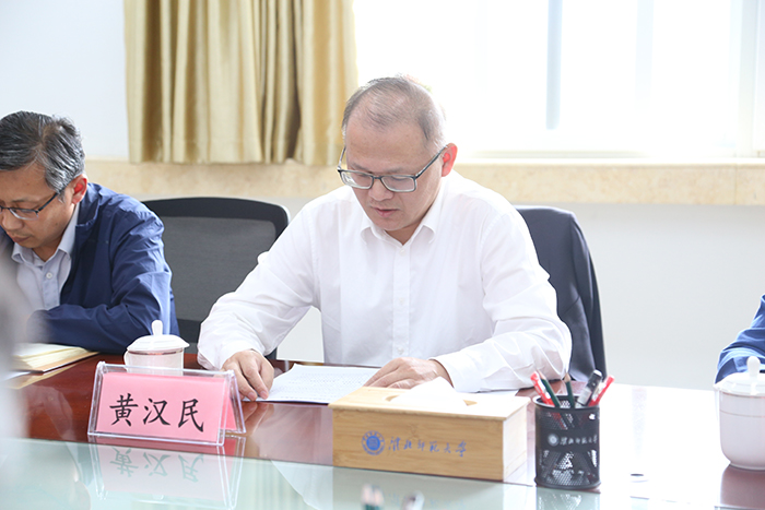 d9dc4c0140d842d5a9d3f732ff7e57a0.jpg d9dc4c0140d842d5a9d3f732ff7e57a0.jpg