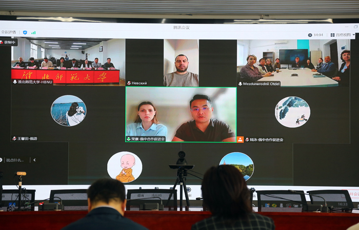 17f7c49a0cd34e9a98d999be86bca464.jpg 17f7c49a0cd34e9a98d999be86bca464.jpg