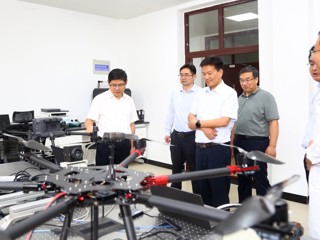 安徽省科技厅党组书记吴劲松来校调研