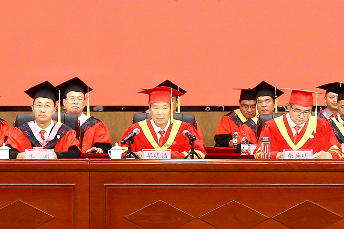 b84f661d10684bcb8df659c394eacad4.jpg b84f661d10684bcb8df659c394eacad4.jpg