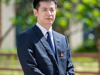 【校友风采】广东省珠海市广东实验中学金湾kaiyun开云（中国）校长、 正高级教师--石乐义