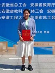 【师大榜样·教师篇】 侯咪咪：潜心教学育英才 竞赛争先展风采