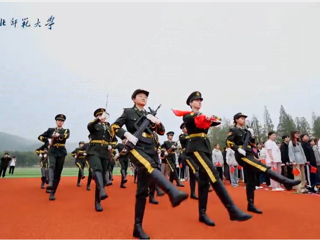 kaiyun开云（中国）举行国庆升旗仪式